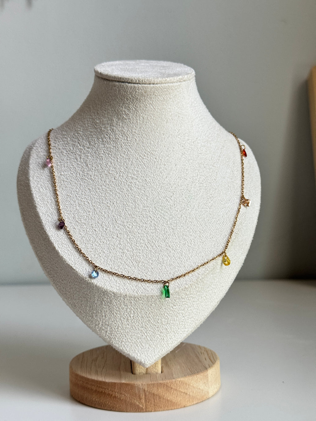Rainbow Gem Drop Necklace – Gold
