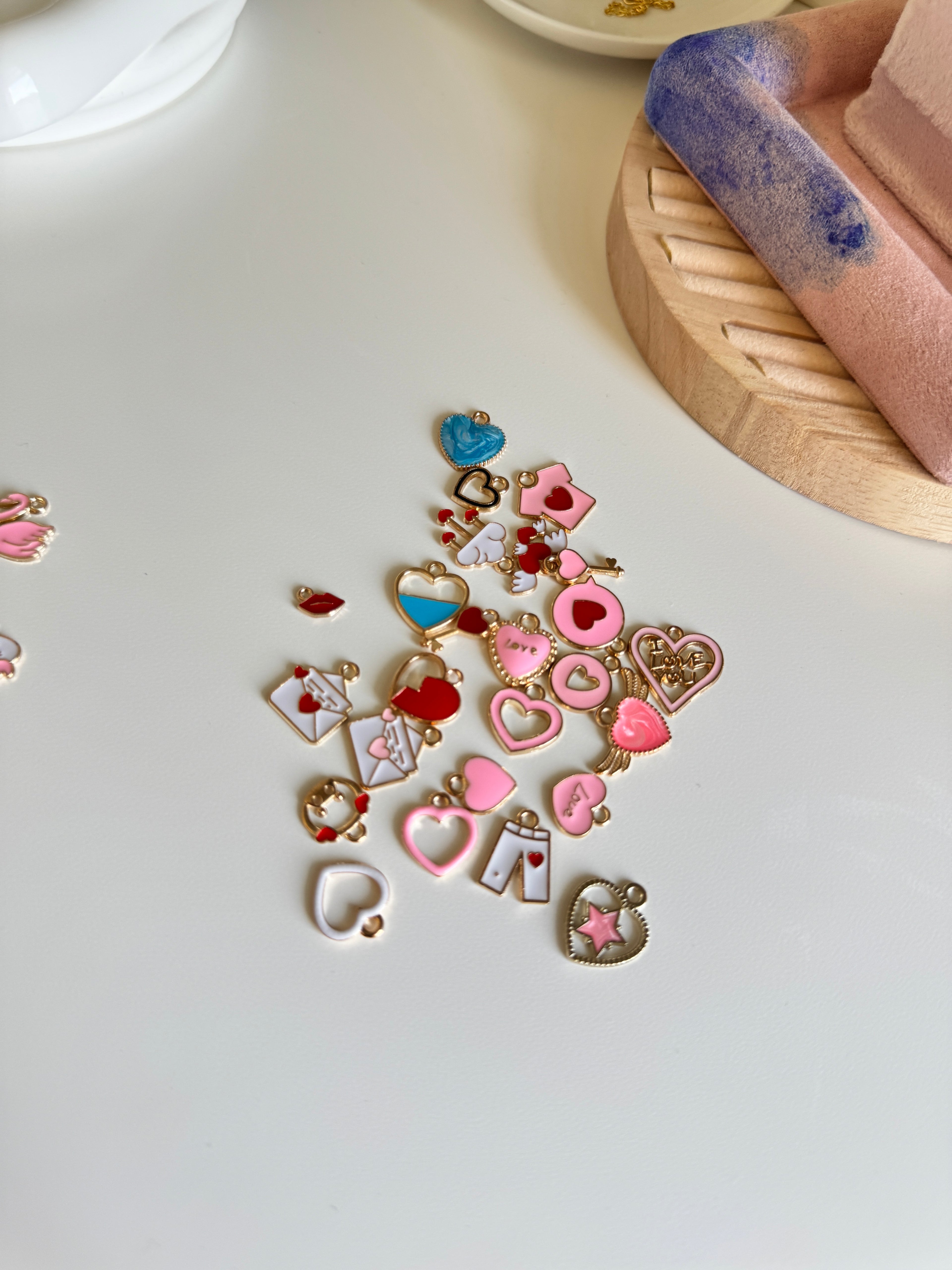 Love Enamel Charms Mix 26 piece