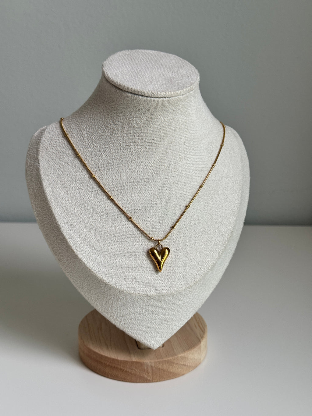 Golden Heart Pendant Necklace