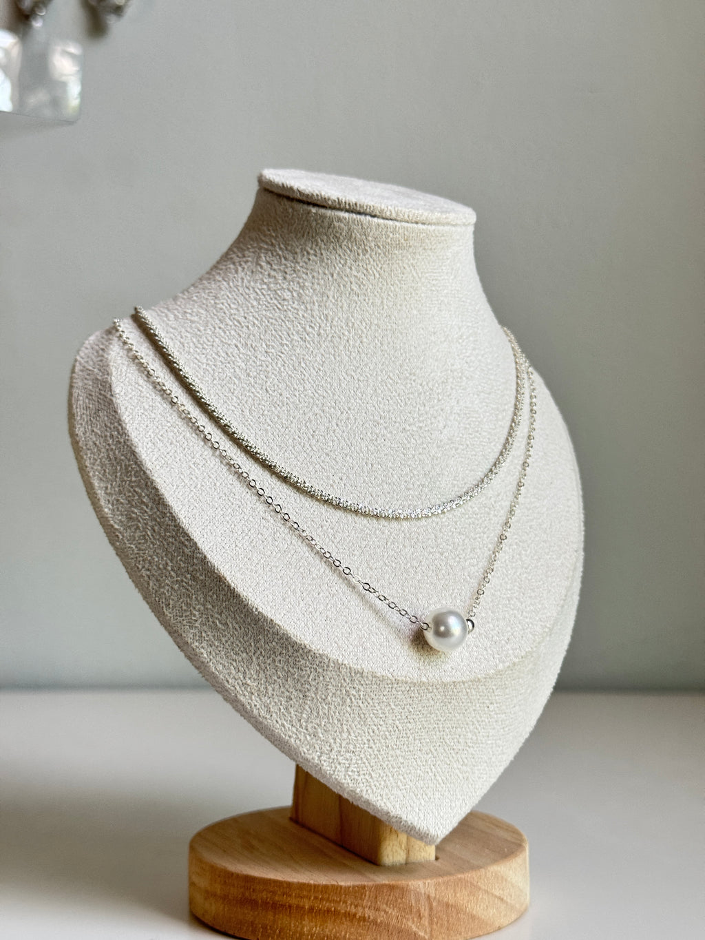 Pearl Glow Layered Necklace – Silver