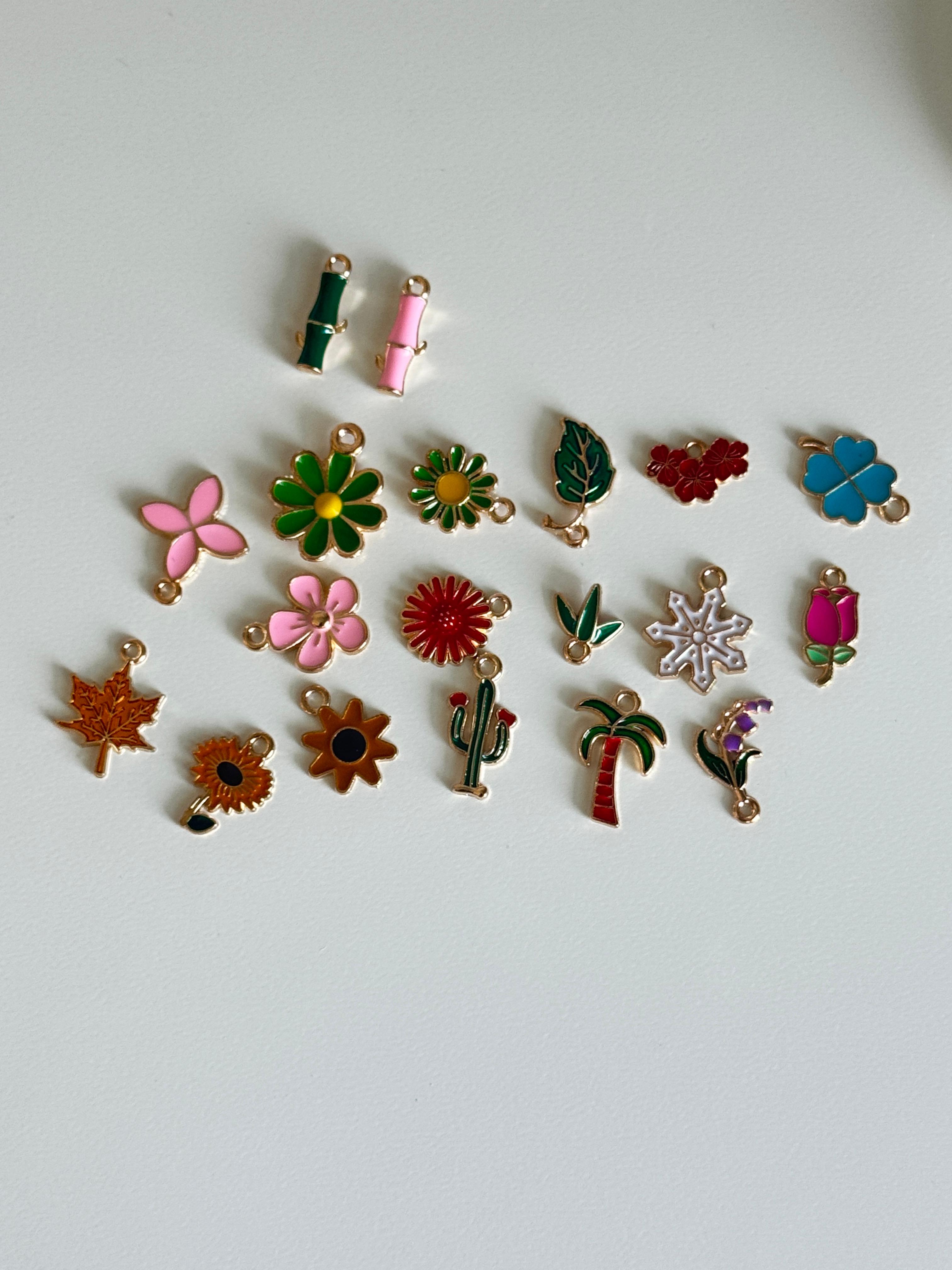 Flower & Nature Enamel Charms Mix