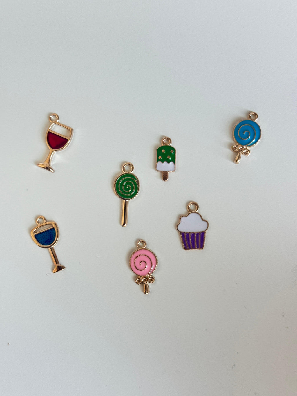 Sweet Treats Enamel Charms Mix.