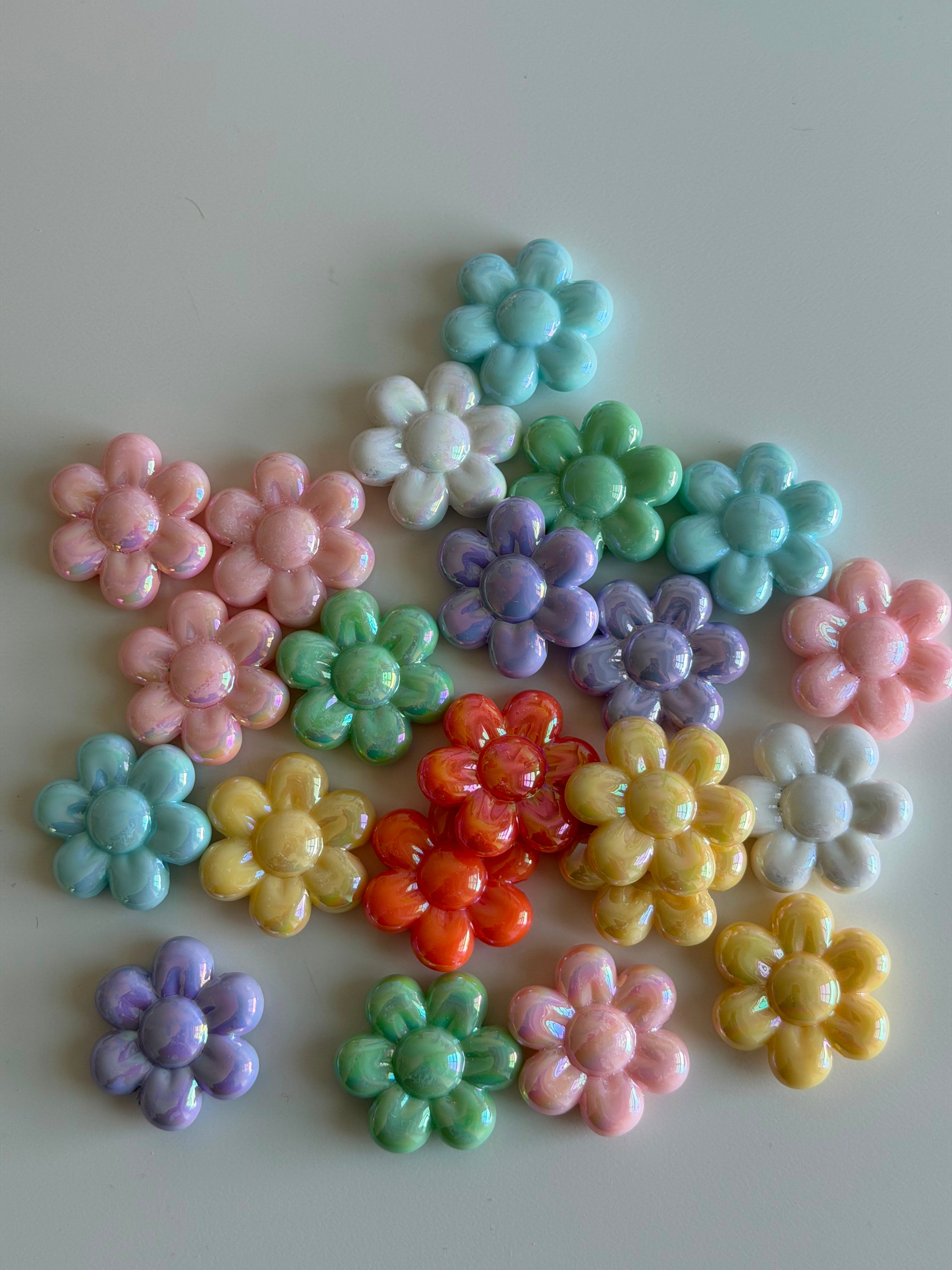 Pastel Daisy Flower Beads