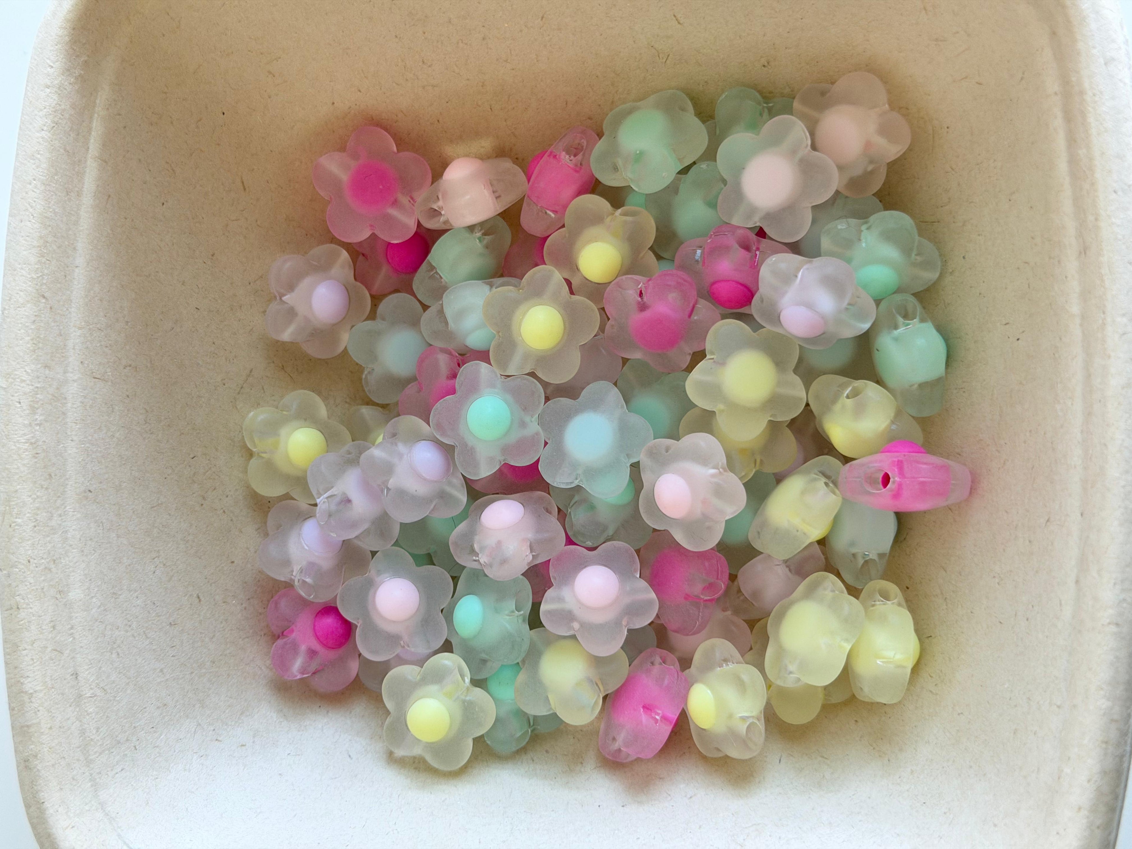 Pastel Daisy Flower Beads
