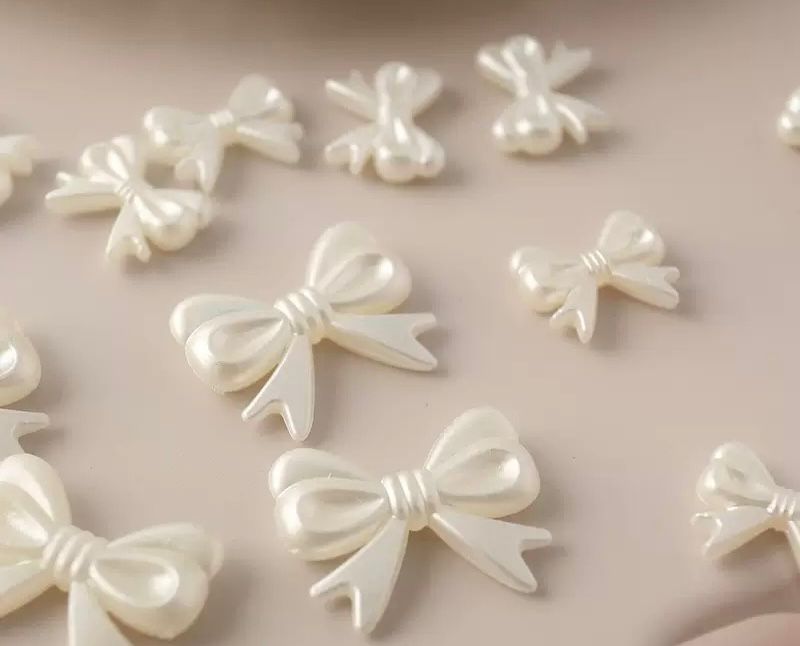 Pearl Bow Acrylic Charms