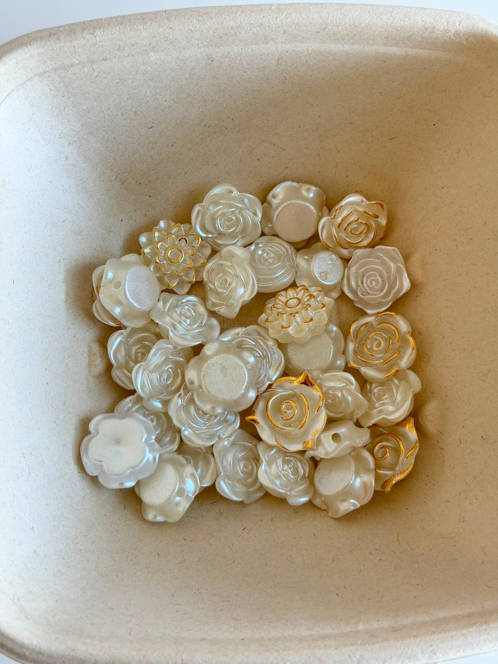 Pearl Rose Flower Beads Mix