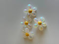 Iridescent Daisy Flower Beads