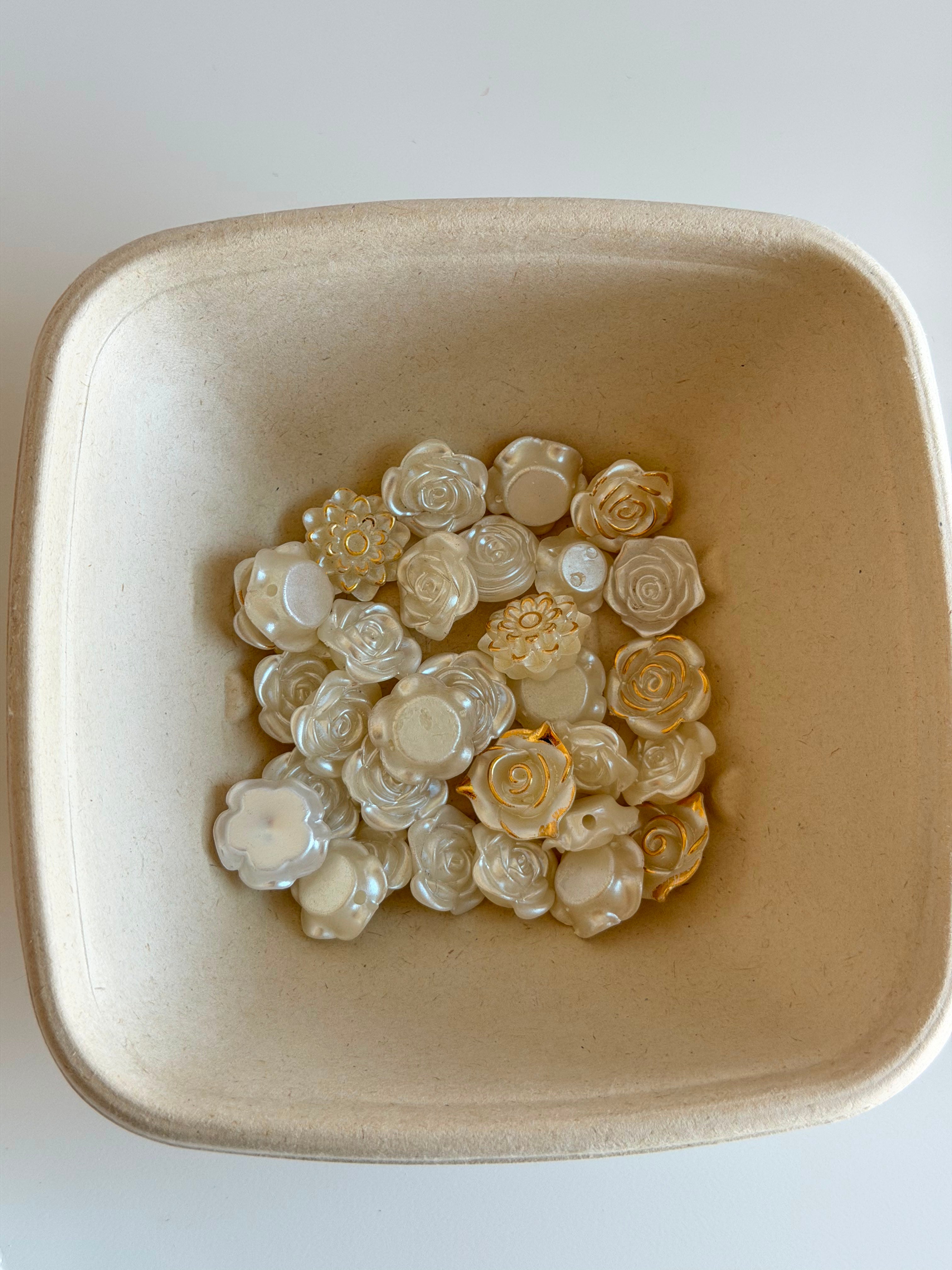 Pearl Rose Flower Beads Mix